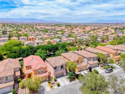 4044 Villeroy Ave, Las Vegas, NV 89141