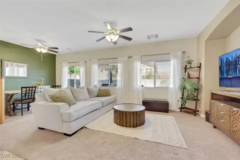 1101 Elation Ln #2, Henderson, NV 89002
