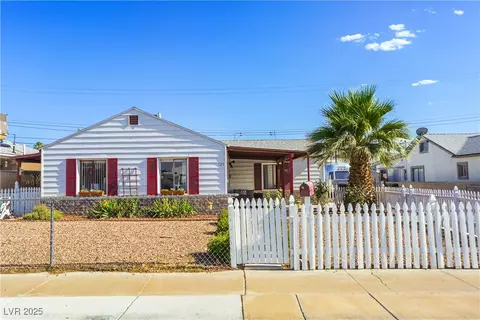 123 Cedar St, Henderson, NV 89015