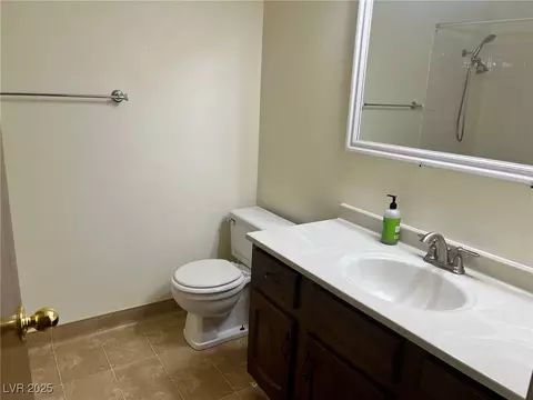 Bath - 1465 Ave G, Ely, NV 89301 photo 2 of 4