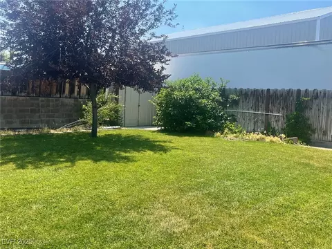 Exterior - 1465 Ave G, Ely, NV 89301 photo 7 of 9