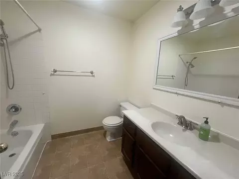 Bath - 1465 Ave G, Ely, NV 89301 photo 3 of 4