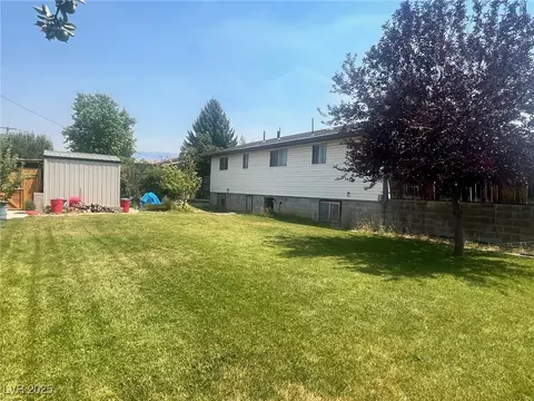 Exterior - 1465 Ave G, Ely, NV 89301 photo 5 of 9