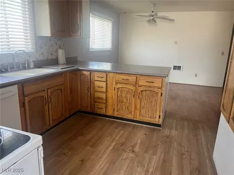 Kitchen - 1465 Ave G, Ely, NV 89301 photo 2 of 3