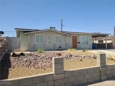 129 Maple St, Henderson, NV 89015