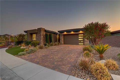15 Reflection Bay Dr, Henderson, NV 89011