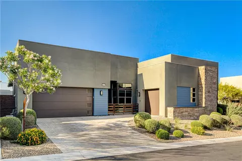 10228 Shell Star Ave, Las Vegas, NV 89135