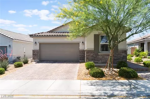 8351 Vinamala Ave, Las Vegas, NV 89149