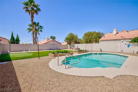 9817 Dardanelle Ct, Las Vegas, NV 89117