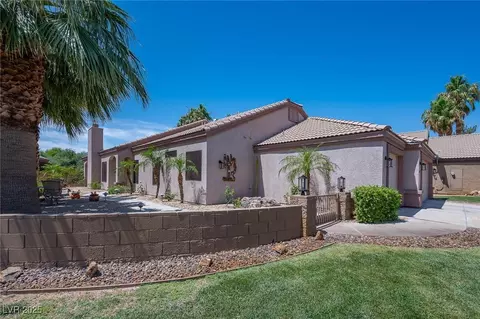2505 Links Dr, Laughlin, NV 89029 photo 3
