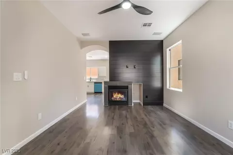 6260 Castle Kennedy St, Henderson, NV 89011