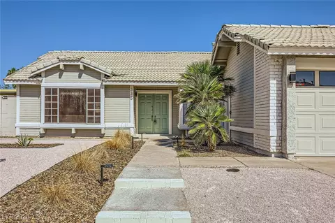 335 Simon Bolivar Dr, Henderson, NV 89014