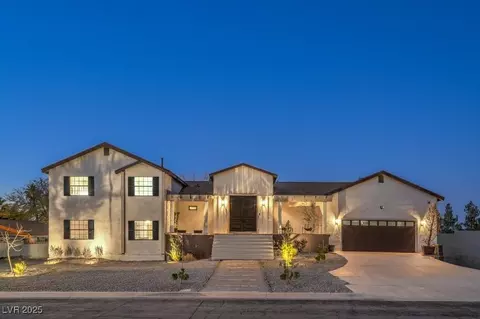 210 E Longacres Dr, Henderson, NV 89015