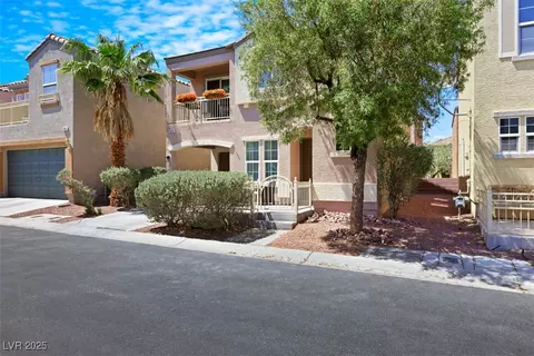 9078 Hilverson Ave, Las Vegas, NV 89148