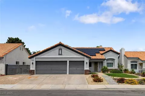 209 Tamarack Dr, Henderson, NV 89002