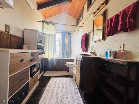 Bath - 250 E Madison Ave, Ely, NV 89301 photo 1 of 4