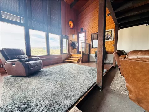 Living - 250 E Madison Ave, Ely, NV 89301 photo 4 of 6
