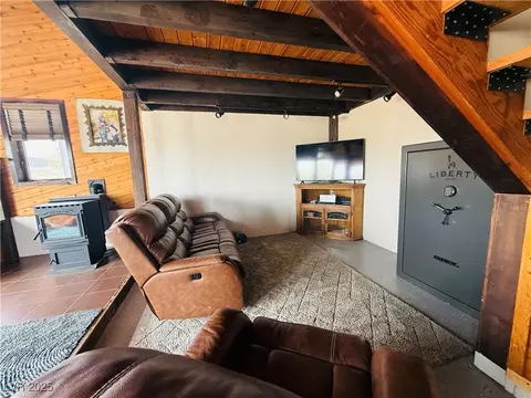 Living - 250 E Madison Ave, Ely, NV 89301 photo 2 of 6