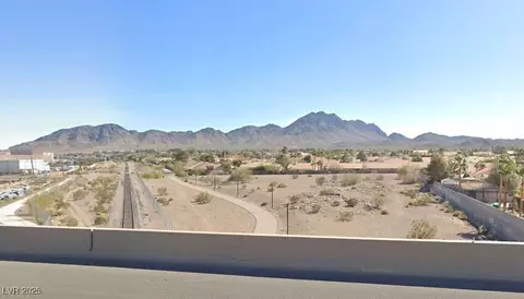 Mission Drive, Henderson, NV 89002