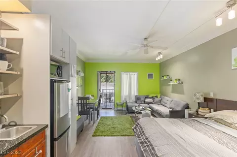 30 Strada Di Villaggio #429, Henderson, NV 89011