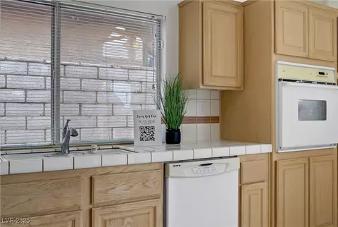 2149 Eaglepath Cir, Henderson, NV 89074 photo 25
