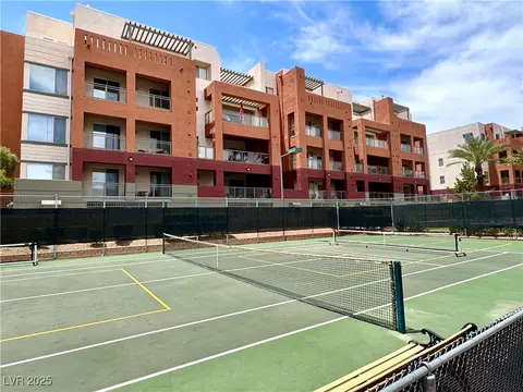 23 E Agate Ave #403, Las Vegas, NV 89123