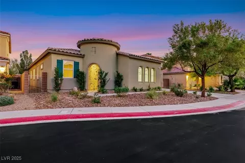 2921 Guillemot Ave, North Las Vegas, NV 89084