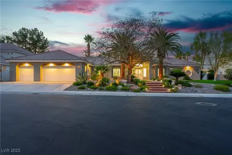 7738 Willow Cove Cir, Las Vegas, NV 89129