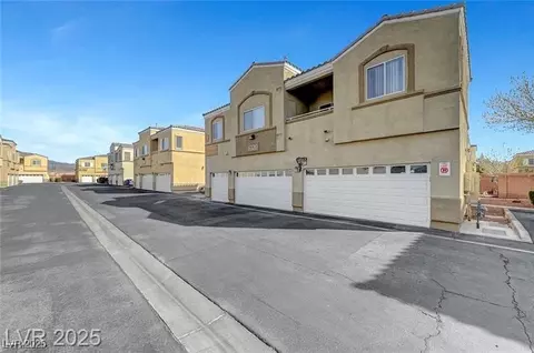 6320 Desert Leaf St #101, North Las Vegas, NV 89081