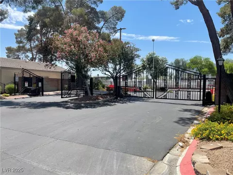 1667 Marion Bennet Dr, Las Vegas, NV 89106