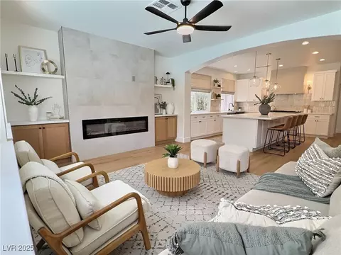 1624 Ravanusa Dr, Henderson, NV 89052