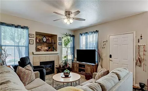 9975 Peace Way #1069, Las Vegas, NV 89147