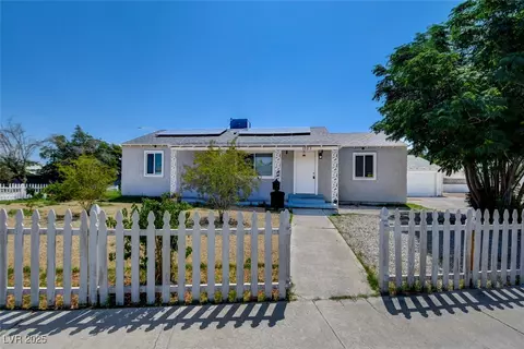 1123 Chapman Dr, Las Vegas, NV 89104