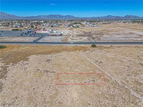 1701 S Pahrump Valley Blvd #123, Pahrump, NV 89048