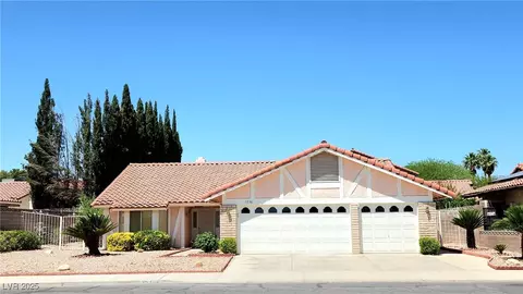 1536 Brocado Ln, Las Vegas, NV 89117