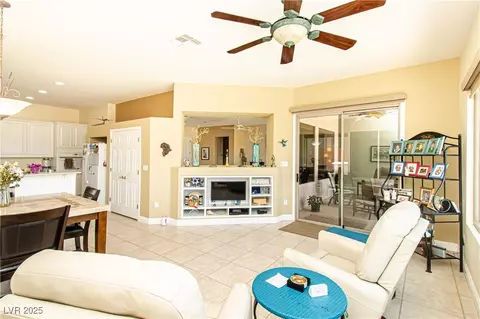 2106 King Mesa Dr, Henderson, NV 89012 photo 15