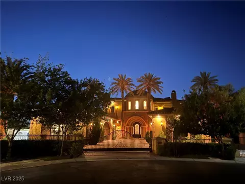 1800 Amarone Way, Henderson, NV 89012