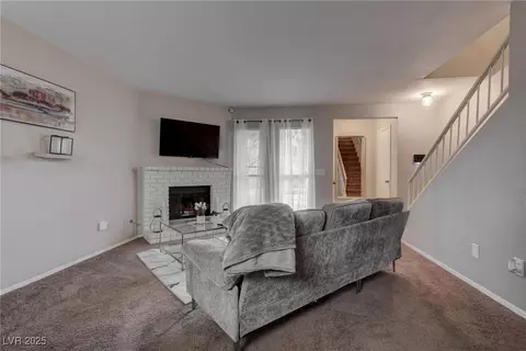 573 Sellers Pl, Henderson, NV 89011