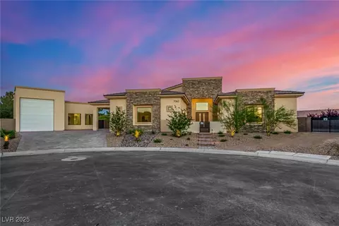 7062 Maverick St, Las Vegas, NV 89131