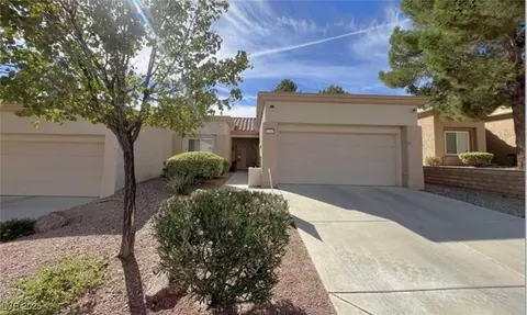 10065 Hemet Dr, Las Vegas, NV 89134