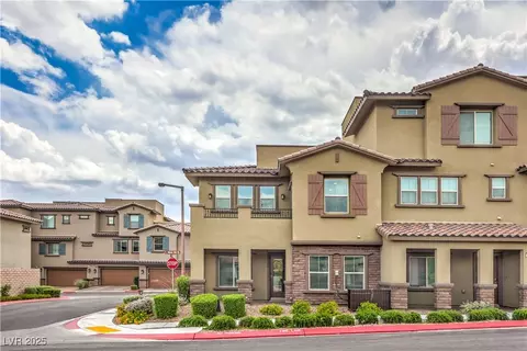 173 Petaluma Valley Dr, Las Vegas, NV 89138