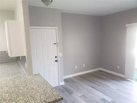 5655 E Sahara Ave #2068, Las Vegas, NV 89142