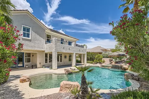 3042 Hammerwood Dr, Las Vegas, NV 89135