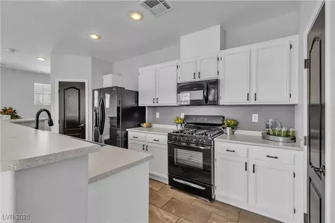 1346 Crystal Hill Ln #3, Henderson, NV 89012