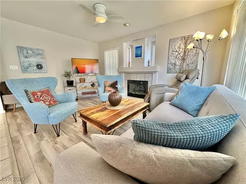 10500 Horseshoe Falls Ct, Las Vegas, NV 89144