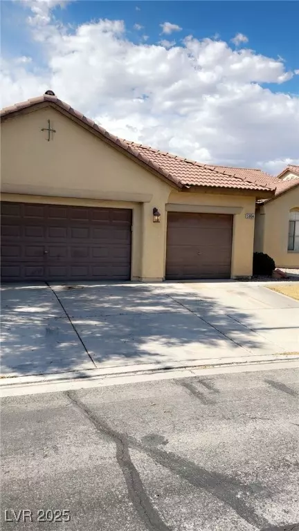 5004 Wayfaring Tree Ave, Las Vegas, NV 89131