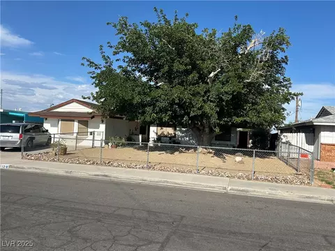 712 Donner St, Las Vegas, NV 89107