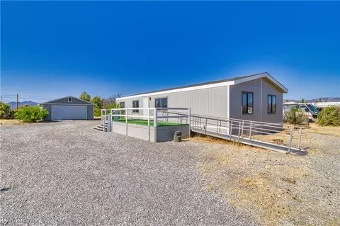 4201 W Hardy Ln, Pahrump, NV 89048