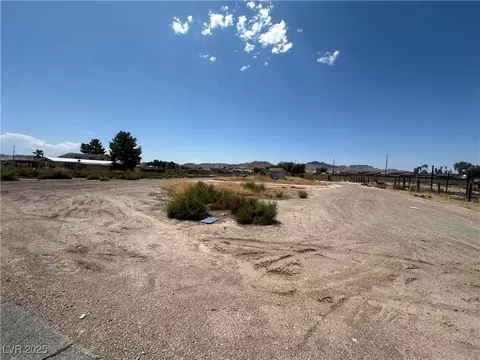 1745 E Meadow Ave, Moapa, NV 89025