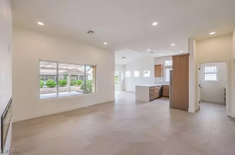 10421 Linfield Pl, Las Vegas, NV 89134